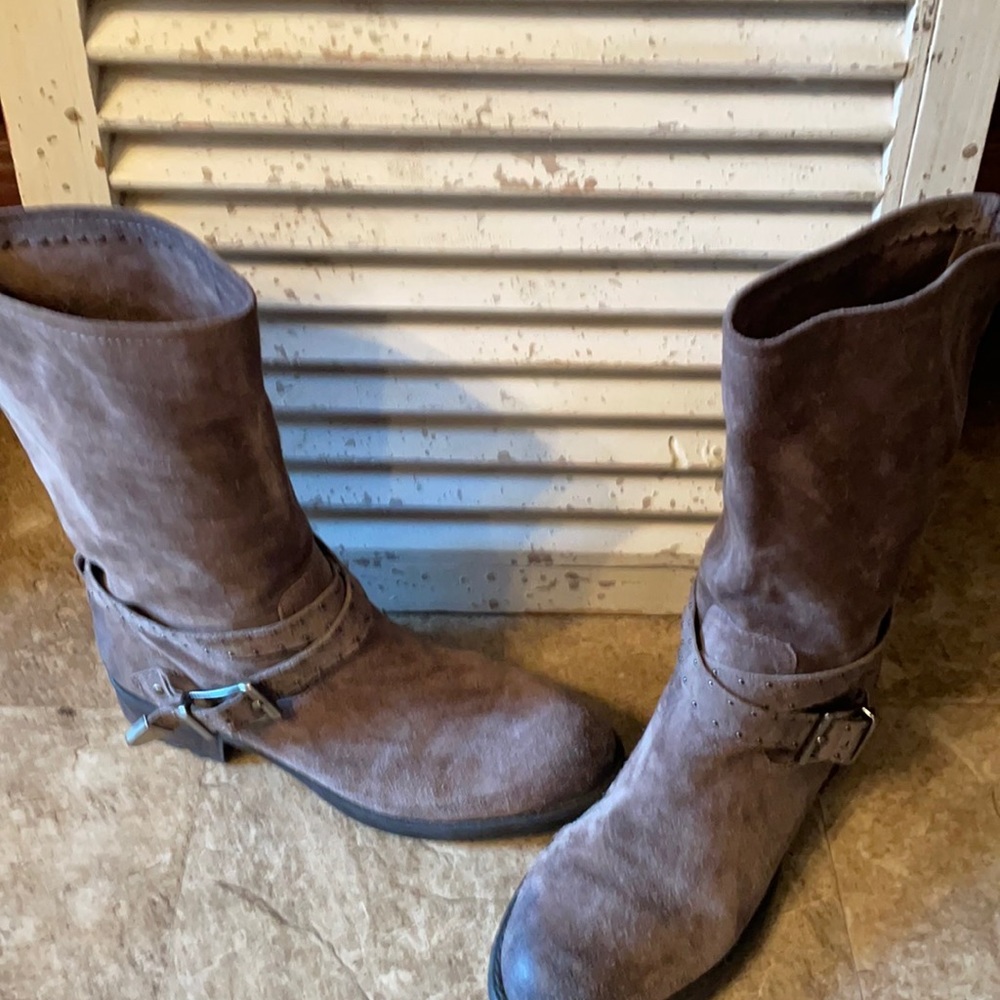 Franco Sarto Suede dark gray buckle, Half ankle length low heel good condition.